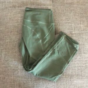 Buffbunny 3/4 leggings